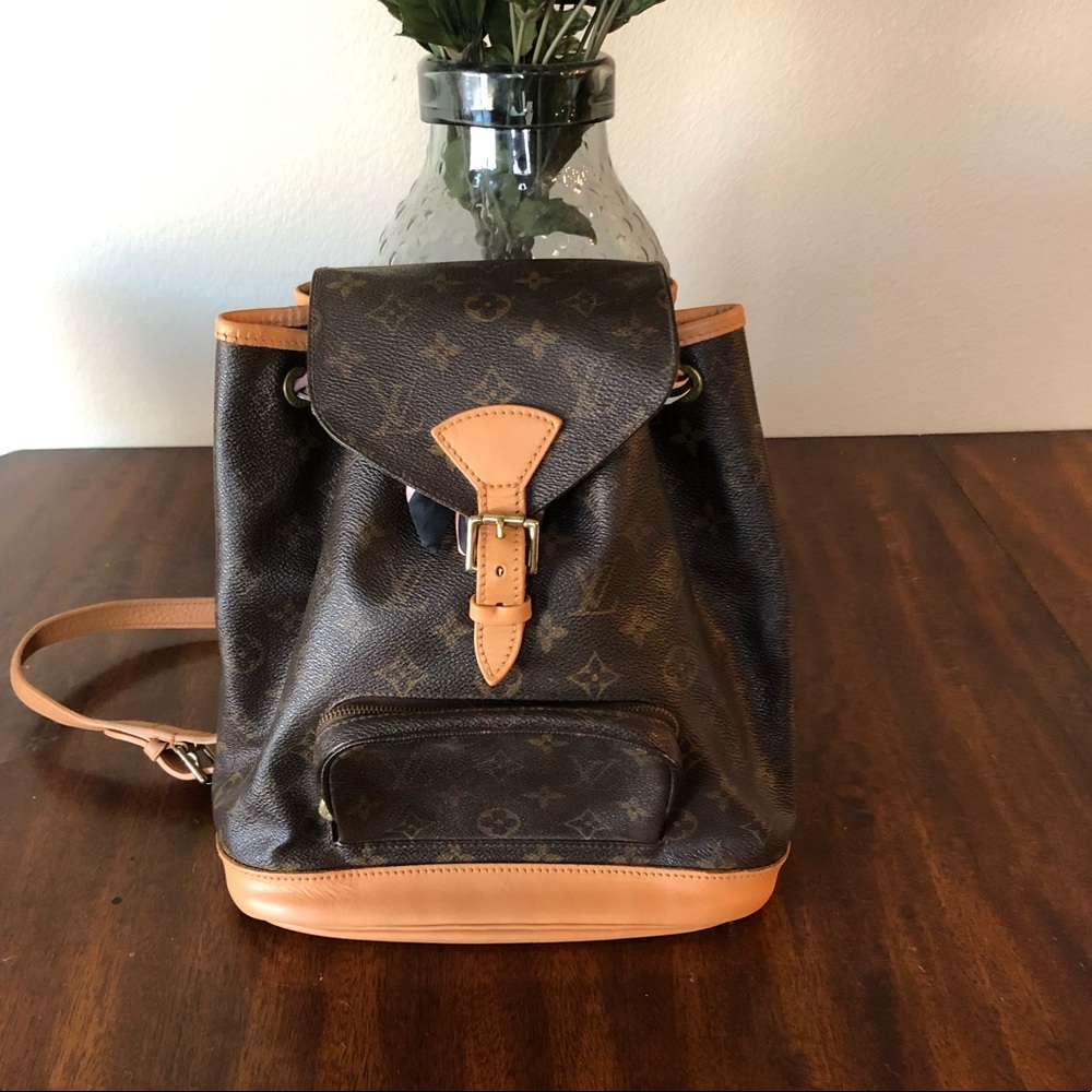 Louis Vuitton montsouris backpack mm